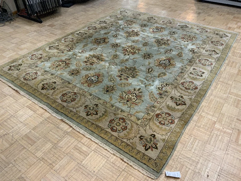 VINTAGE 8ft. x 10ft. TRADITIONAL AGRA