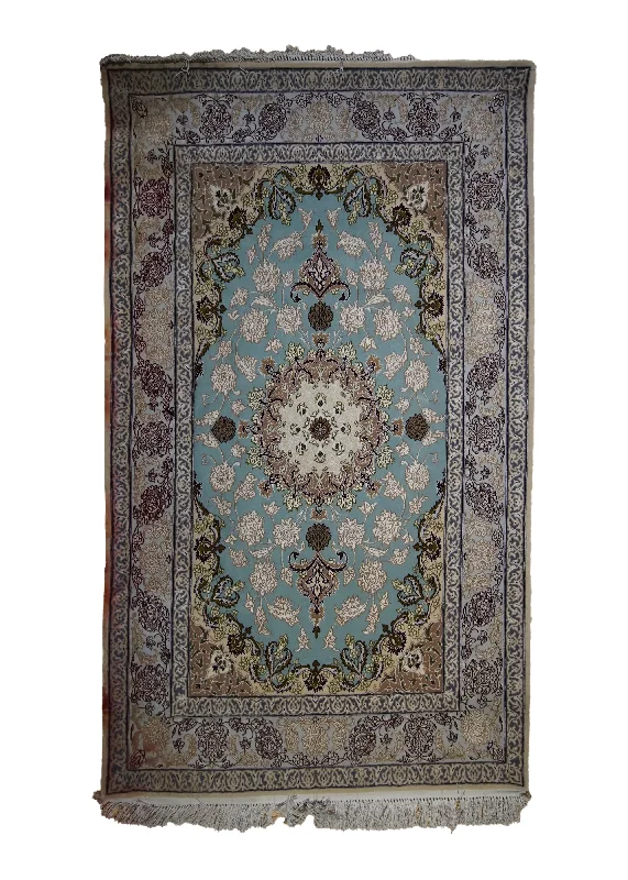 Persian Rug Isfahan Handmade Area Traditional 3'4"x5'5" (3x5) Blue Whites/Beige Floral Design #A33316