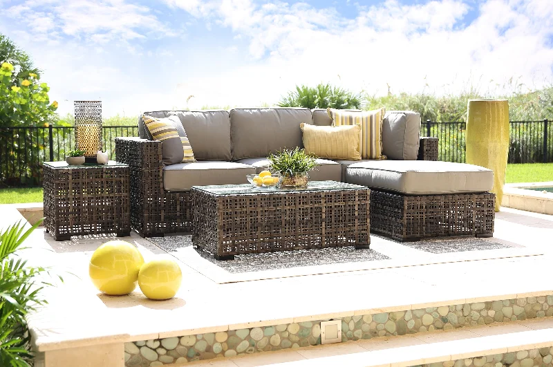 Kona Kai 4 Piece Outdoor Modular Sectional