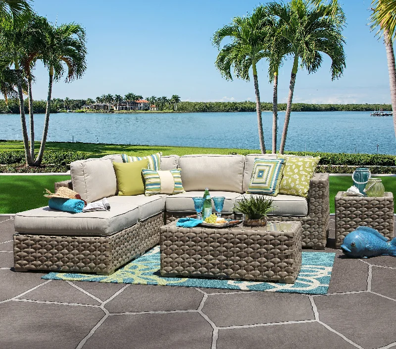 Presidio 5 Piece Outdoor Sectional